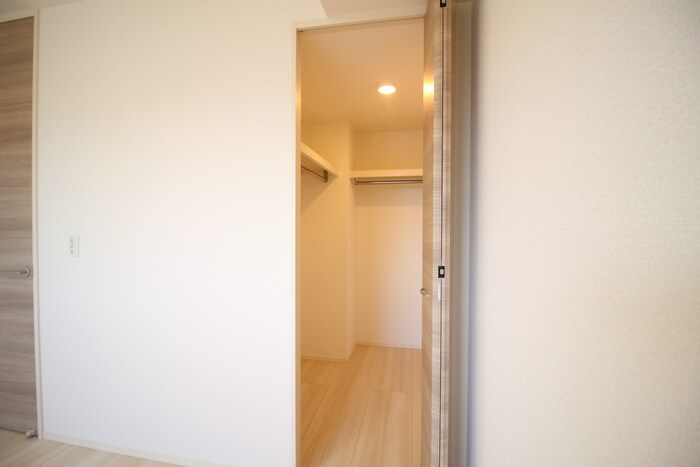 物件内観写真9　(収納)