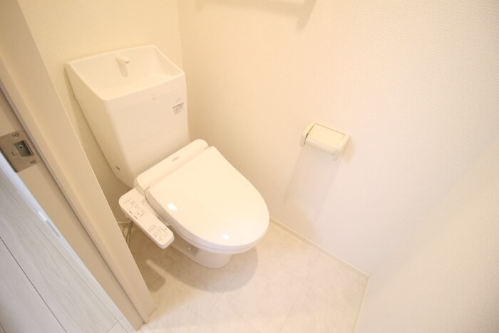 物件内観写真12　(トイレ)