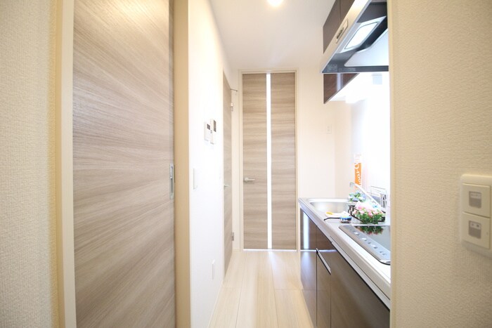 物件内観写真15　(廊下)