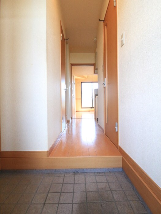 物件内観写真15　(廊下)