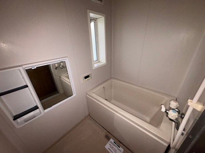 物件内観写真11　(バス／シャワールーム等)