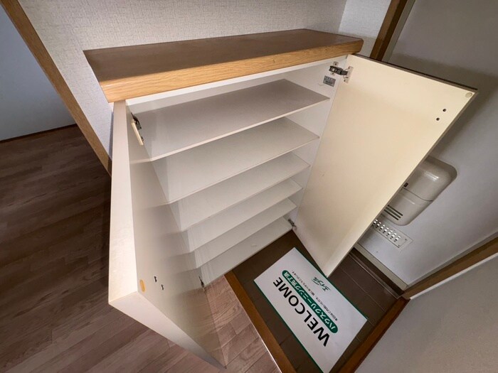 物件内観写真16　(靴箱)