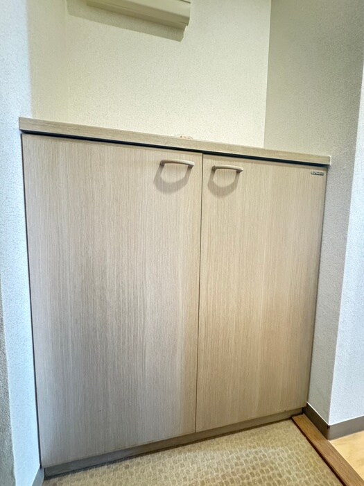 物件内観写真18　(靴箱)