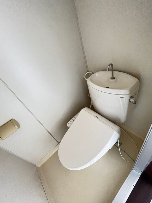 物件内観写真9　(トイレ)