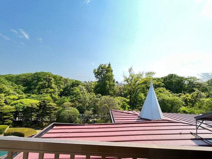 物件内観写真13　(室内からの展望)