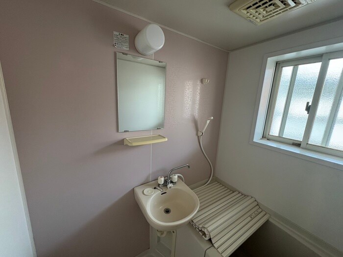 物件内観写真12　(洗面)