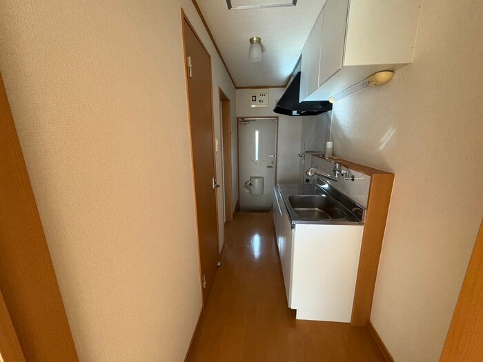 物件内観写真21　(玄関)