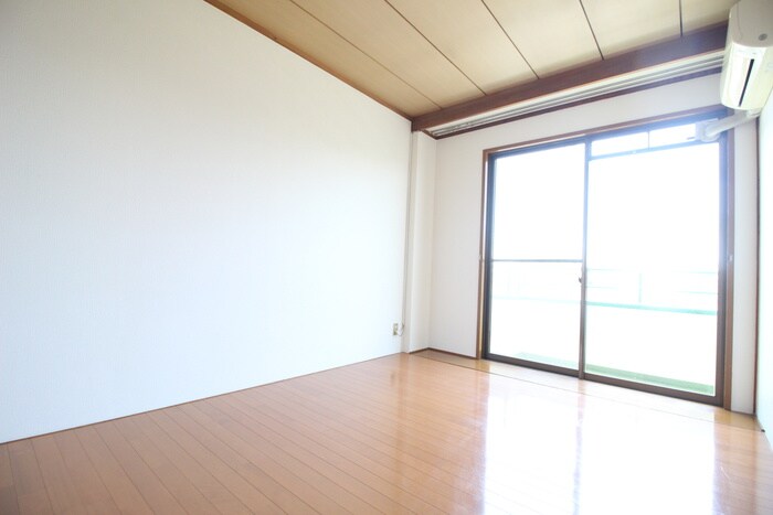 物件内観写真18　(居室)