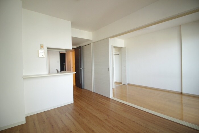 物件内観写真8　(居室)