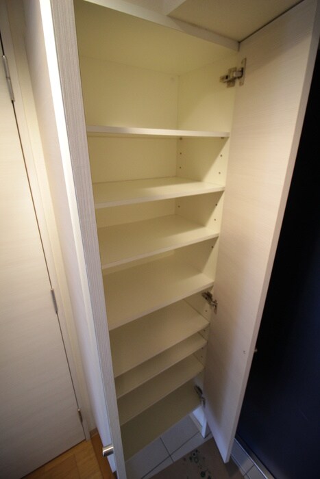 物件内観写真19　(靴箱)