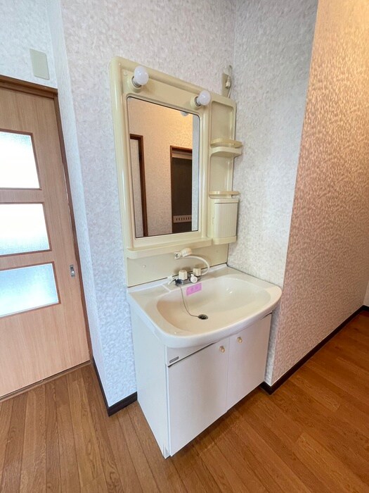 物件内観写真12　(洗面)