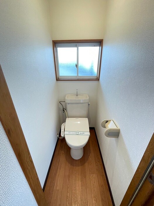 物件内観写真13　(トイレ)