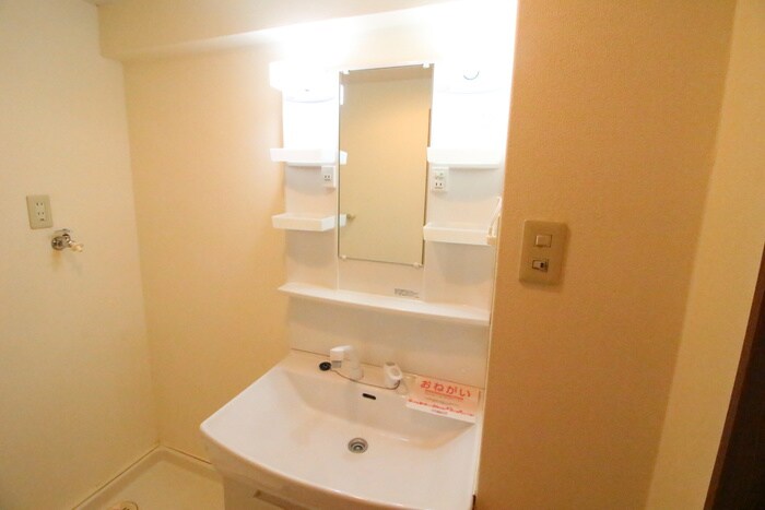 物件内観写真12　(洗面)