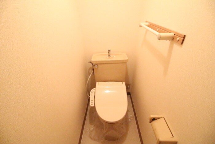 物件内観写真15　(トイレ)