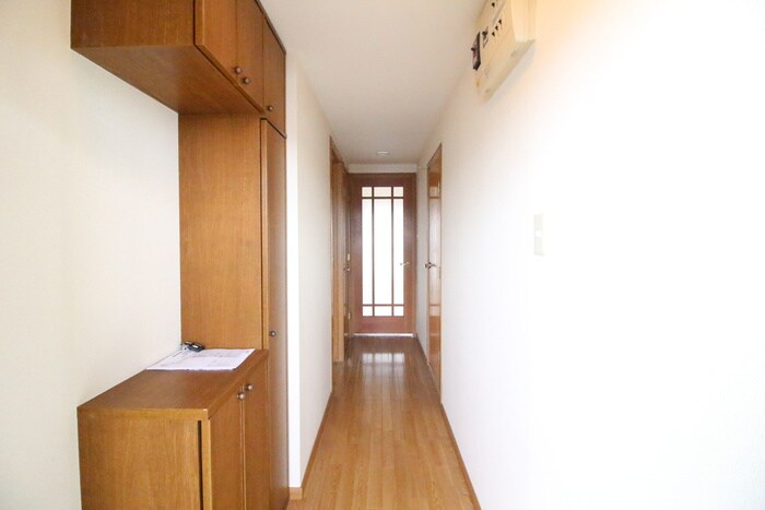 物件内観写真20　(廊下)