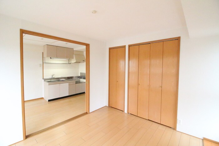 物件内観写真22　(居室)