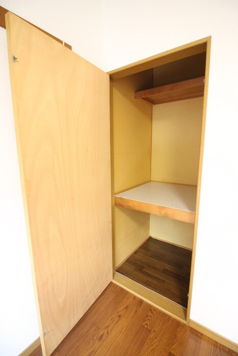 物件内観写真17　(収納)