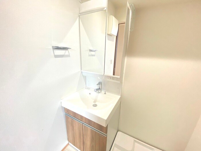 物件内観写真9　(洗面)