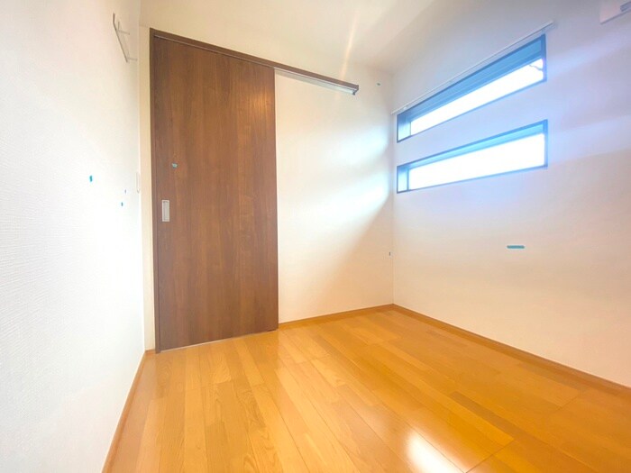 物件内観写真17　(居室)