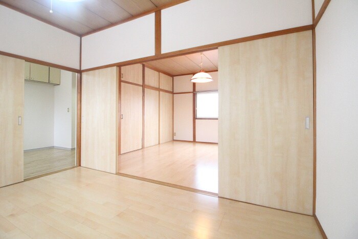 物件内観写真10　(居室)