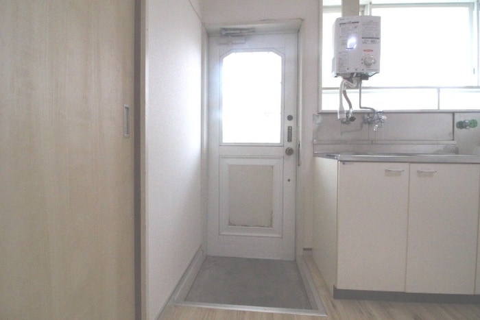 物件内観写真15　(玄関)