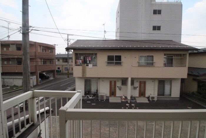 物件内観写真22　(室内からの展望)