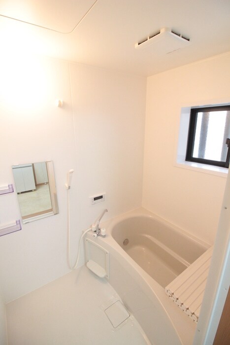 物件内観写真12　(バス／シャワールーム等)