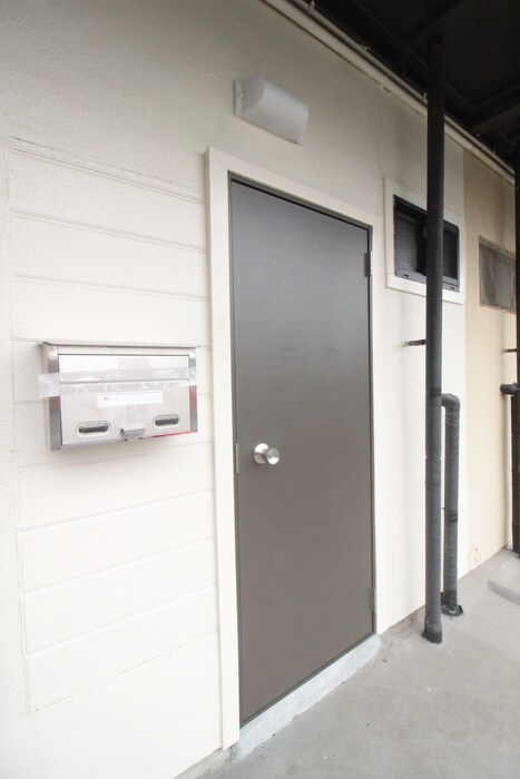 物件内観写真17　(玄関)