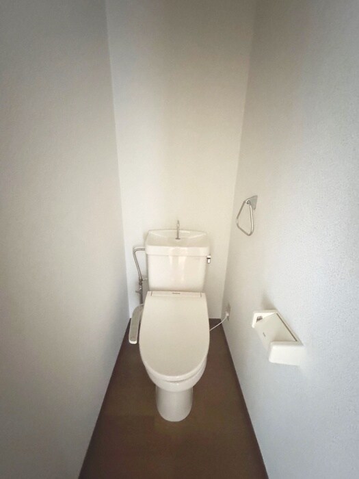 物件内観写真12　(トイレ)