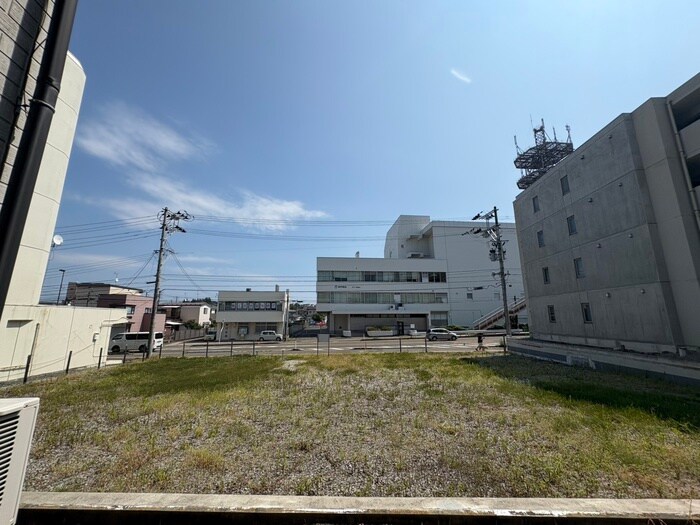 物件内観写真22　(室内からの展望)