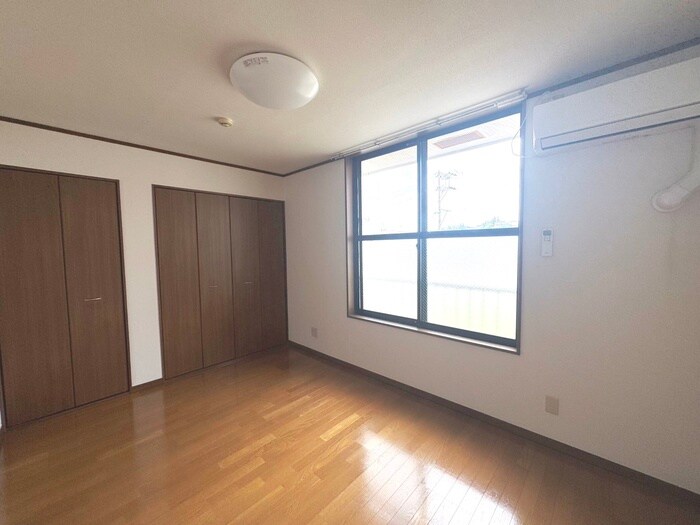 物件内観写真22　(居室)