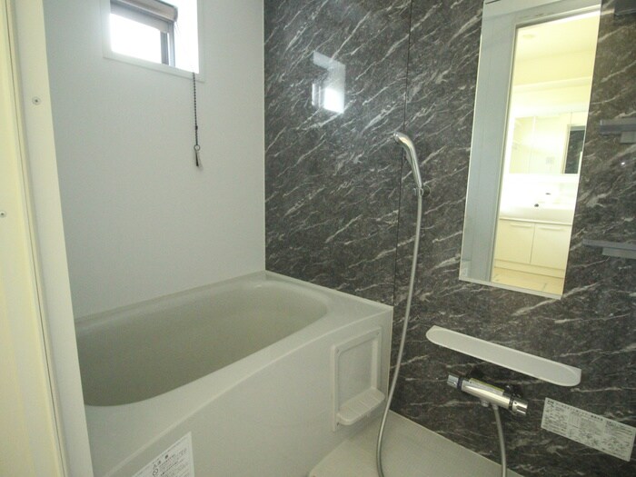 物件内観写真10　(バス／シャワールーム等)
