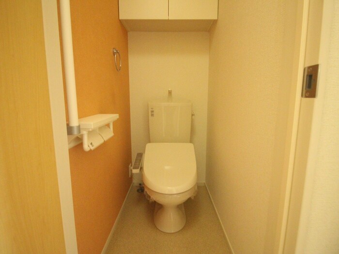 物件内観写真11　(トイレ)