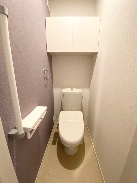 物件内観写真14　(トイレ)