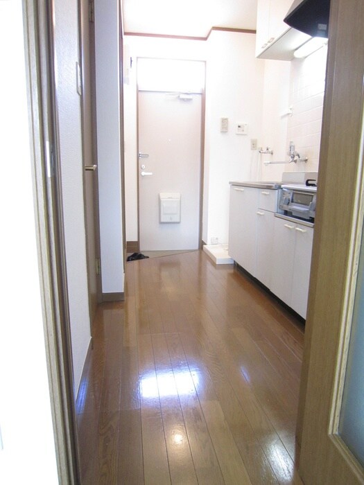 物件内観写真15　(廊下)