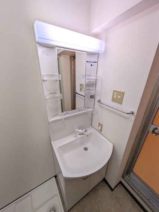 物件内観写真11　(洗面)