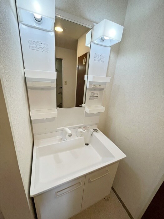 物件内観写真10　(洗面)