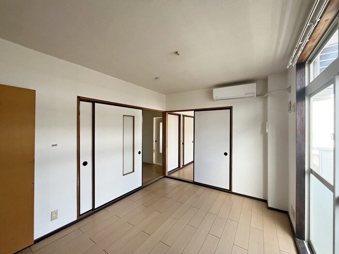 物件内観写真21　(居室)