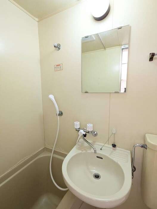 物件内観写真12　(洗面)