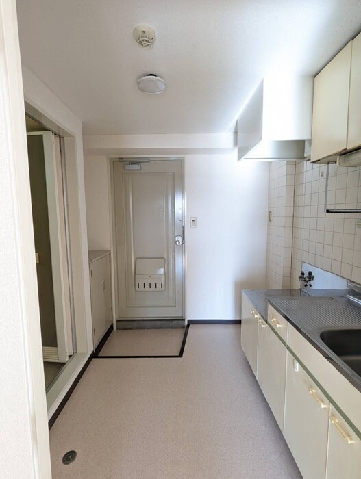 物件内観写真18　(廊下)