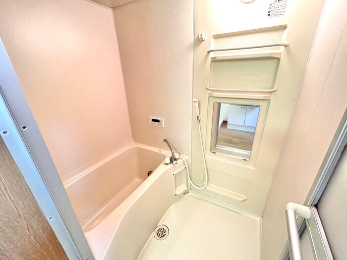 物件内観写真10　(バス／シャワールーム等)