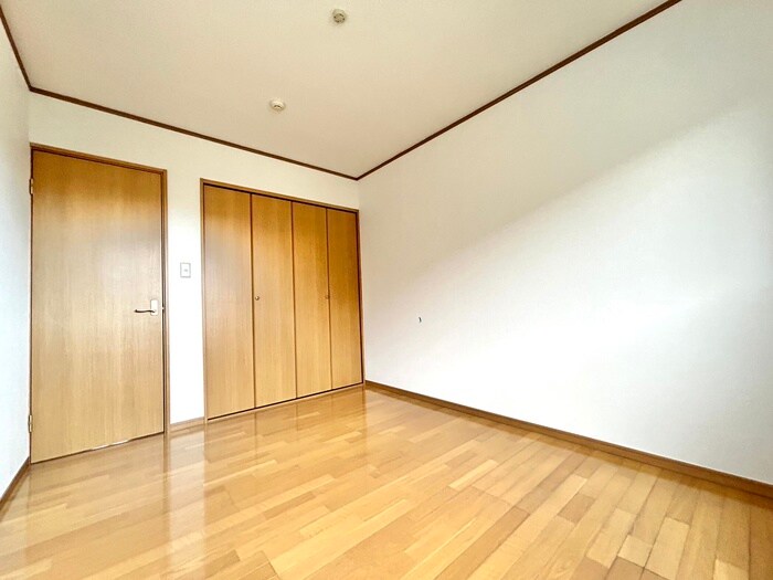 物件内観写真18　(居室)