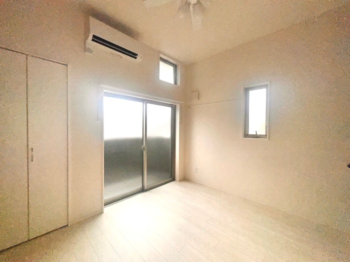 物件内観写真10　(居室)