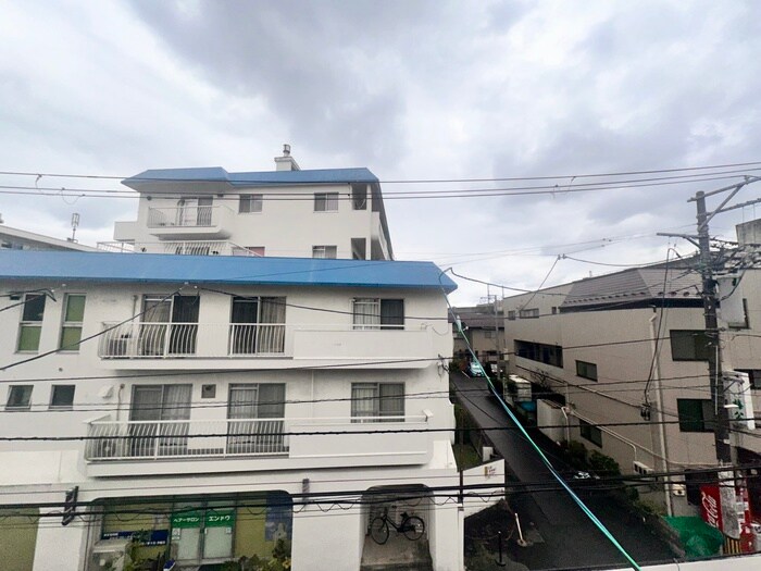 物件内観写真22　(室内からの展望)