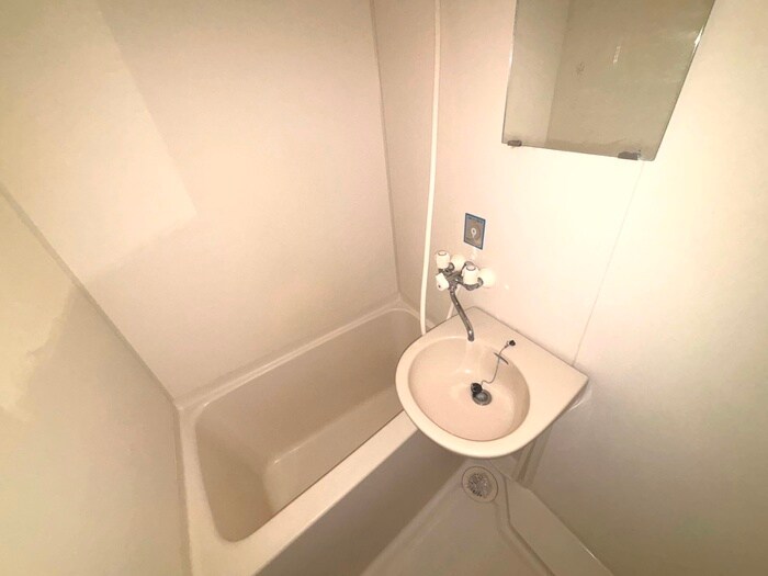 物件内観写真12　(バス／シャワールーム等)