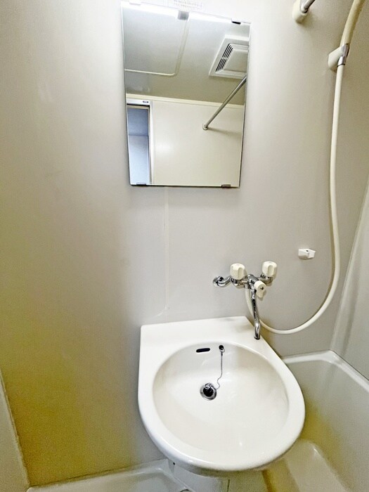 物件内観写真10　(洗面)