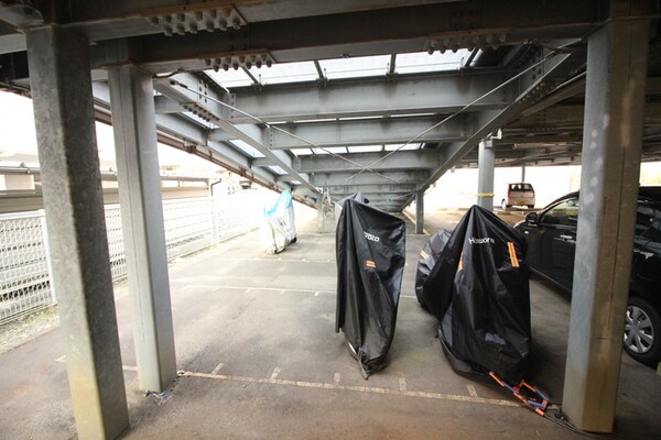 バイク置き場