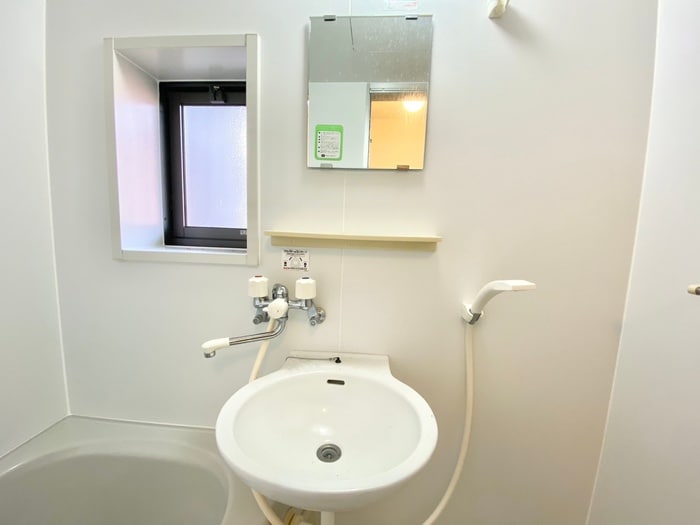 物件内観写真12　(洗面)