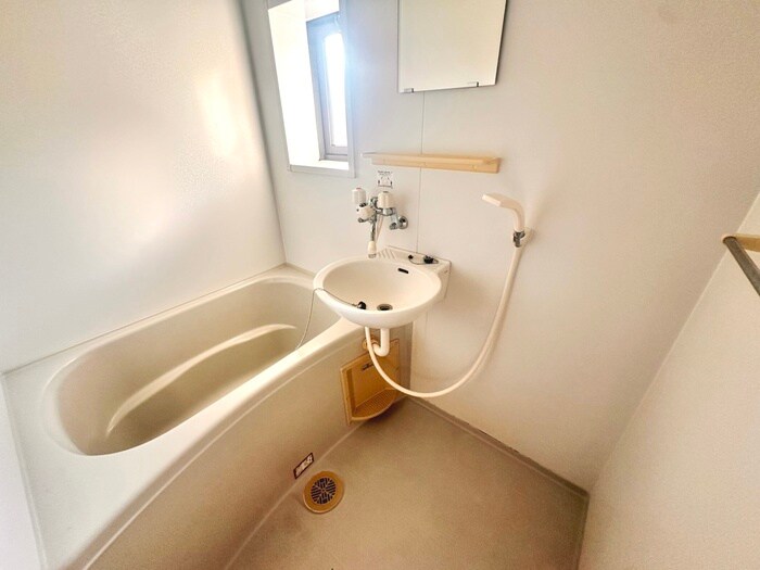 物件内観写真13　(バス／シャワールーム等)