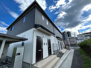 ナトゥラーレ外観写真